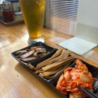 おつまみ3種(ラーメンサニー)