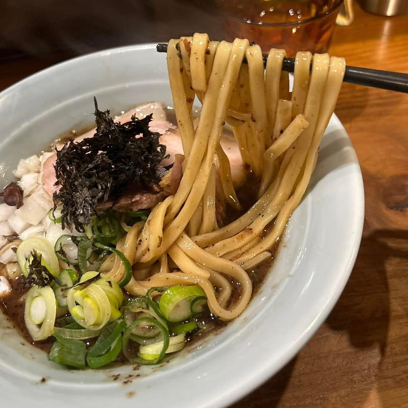 いかれたまぜそば(いかれたヌードル フィッシュトンズ （いかれたNOODLE Fishtons）)