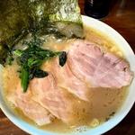 チャーシュー麺(洞くつ家 （どうくつや）)