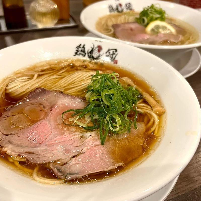 初代鶏そば醤油(自家製麺 鶏冠)