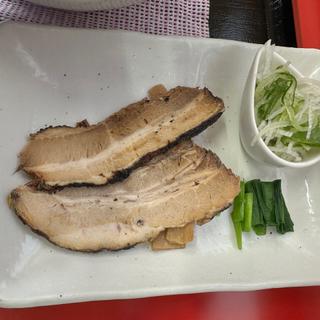 あっさり醤油ラーメン+生ニラぶっかけ