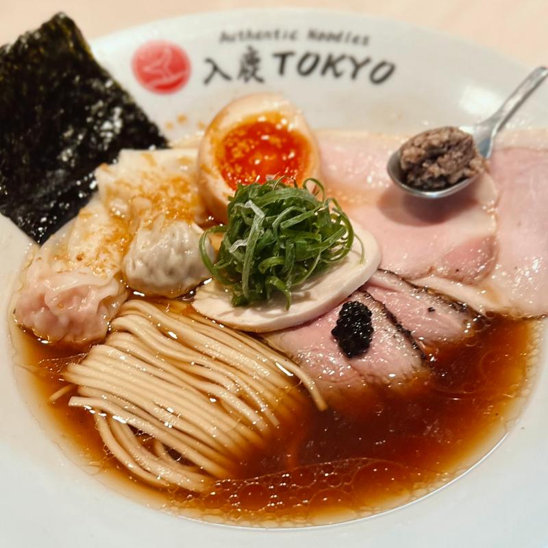ポルチー二醤油らぁ麺(特製トッピング)(入鹿TOKYO)