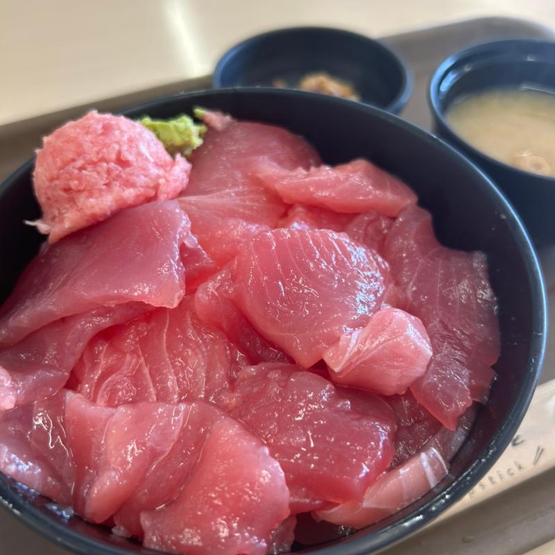 まぐろ豪快丼(大遠会館 まぐろレストラン )