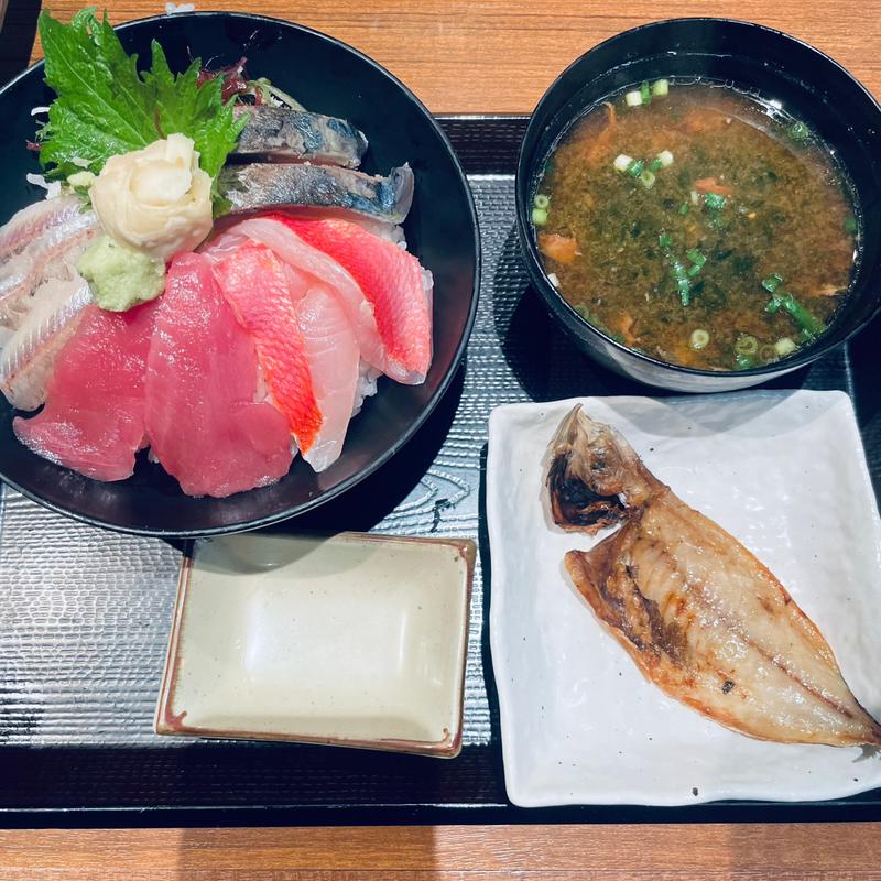 駿河丼(海鮮丼 佐政)