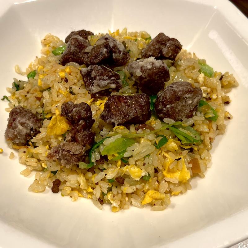 牛フィレ肉とレタスの炒飯(銀座アスター ベルシーヌ柏)