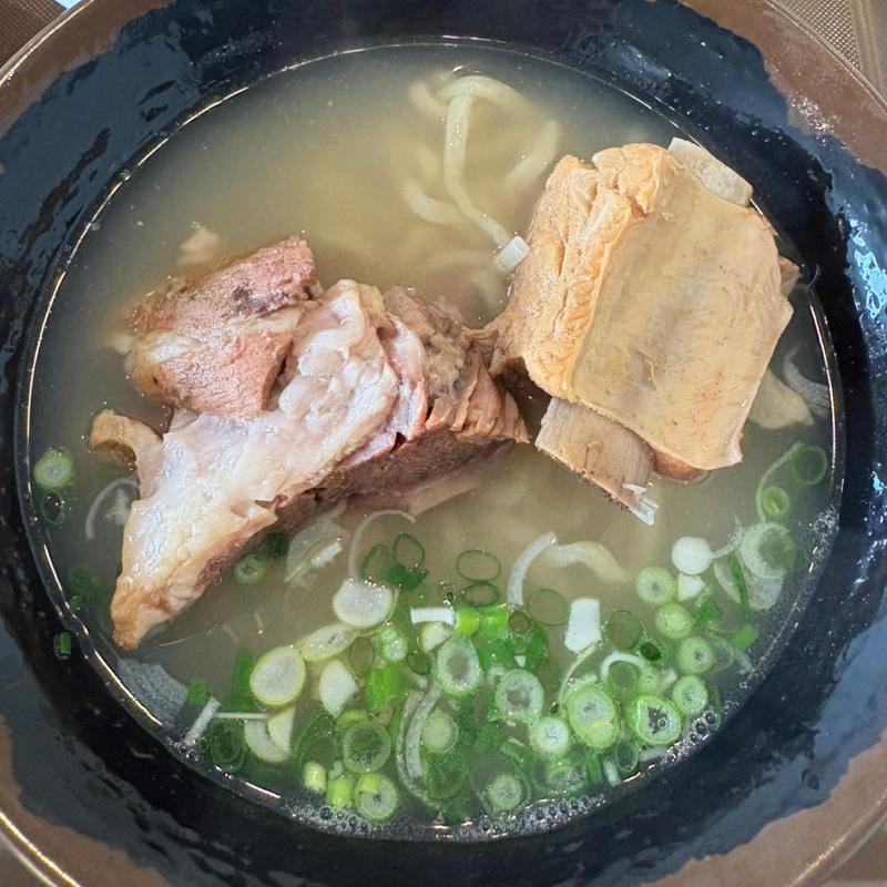 軟骨ソーキそば(宮良そば )