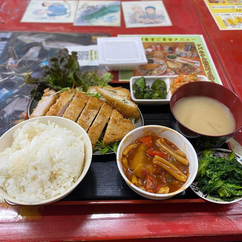 カツ定食屋(びびび食堂 東京店)