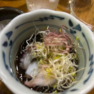 明石ダコのもずく酢(よもぎ)