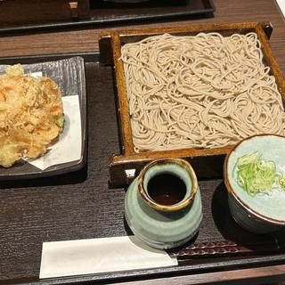 海老と枝豆の野菜かき揚げそば(越後叶家 橿原イオンモール店 （エチゴカノウヤ）)