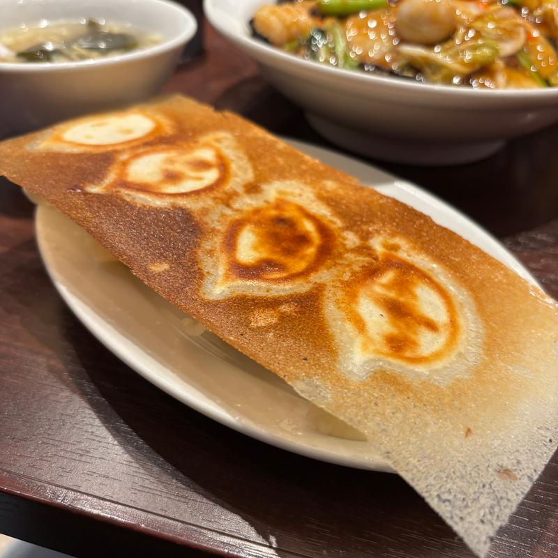 羽根付き焼き餃子(歓迎 下北沢店 （ホアンヨン）)