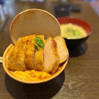 至高のかつ丼(かつ丼 大樹)