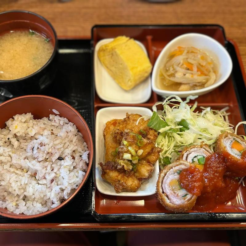 サービス弁当Aセット(キッチンまえだ)