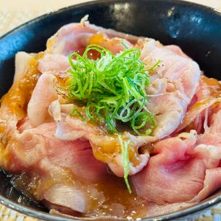 肉めし(塩そばかみや)