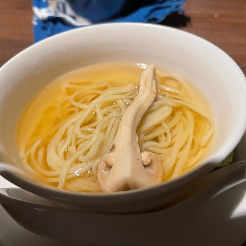 松茸の麺(紅灯記 )