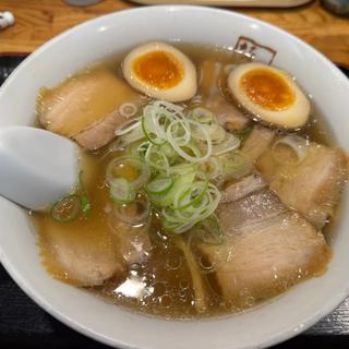 味玉ラーメン(喜多方ラーメン 坂内 歌舞伎町店)