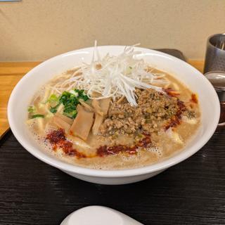 鶏白担々麺（限定麺）(肉蕎麦 叶夢)