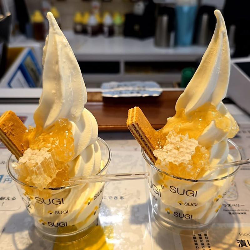 固めの濃厚ソフトクリーム(杉養蜂園 登別店)