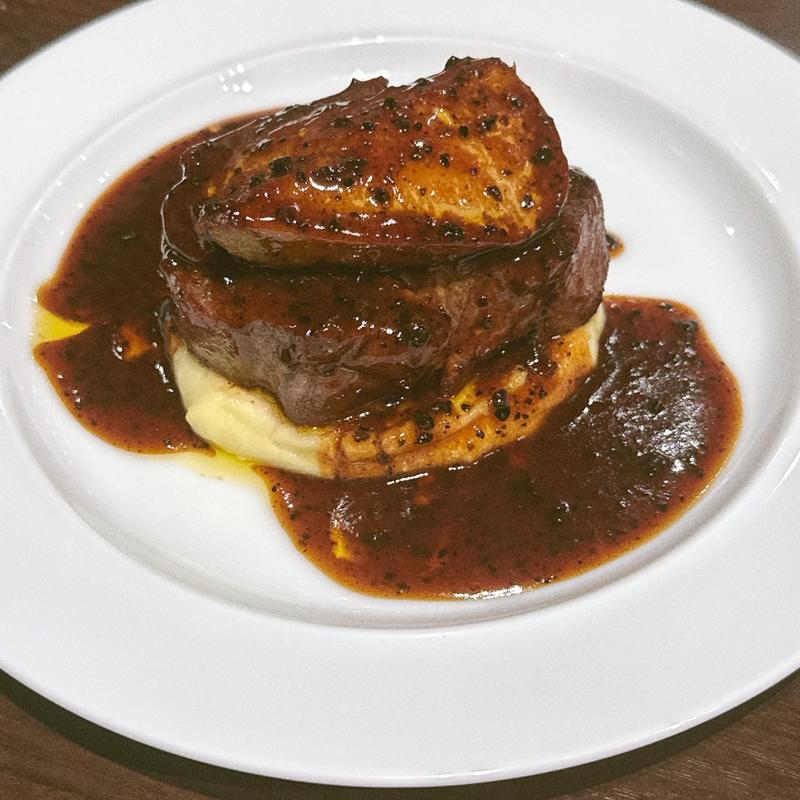 牛フィレ肉とフォアグラのロッシーニ(俺のフレンチ 梅田 )