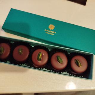 ピスタチオ(アーティチョーク チョコレート （Artichoke chocolate）)