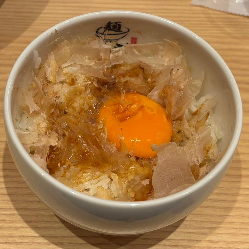 まぐろ節の月見ごはん(麺 銀座おのでら)