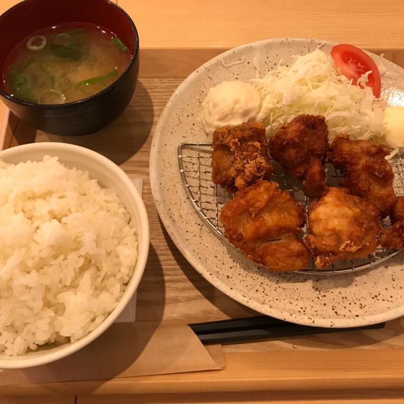 唐揚げ定食(串かつとお酒 でんがな 町田店)