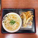 あつあつうどん(中)(讃岐うどん いわい )