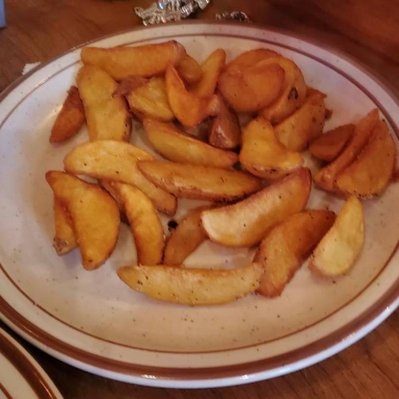 フライドポテト(CRITTERS BURGER)