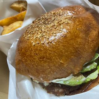 プレミアム和牛バーガー(CRITTERS BURGER)