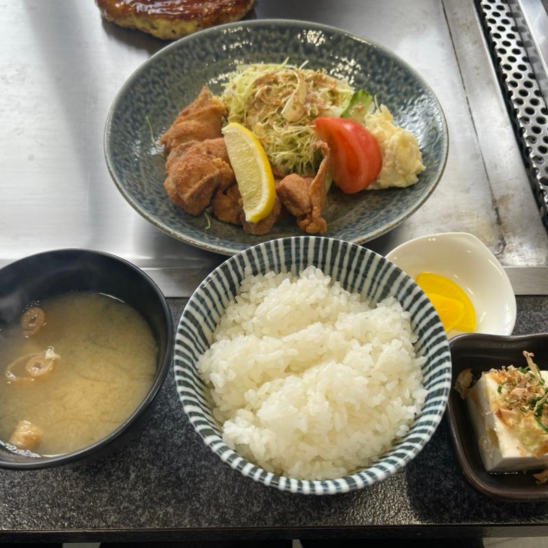 唐揚げ定食(ぐず)
