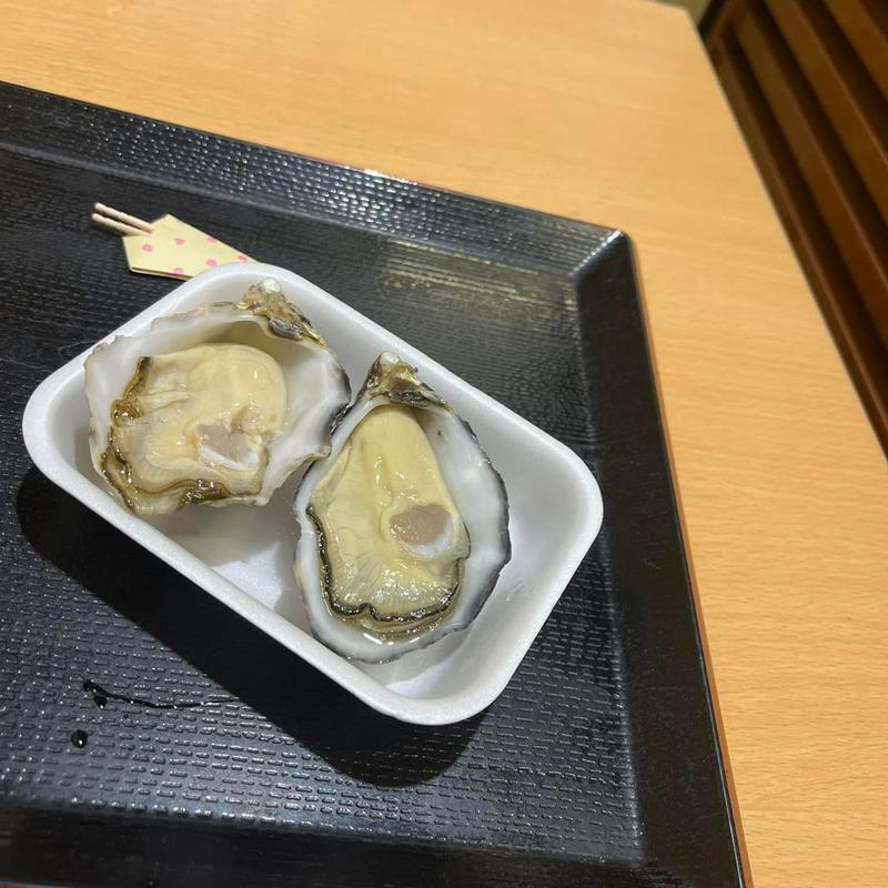 生牡蠣 2個(片倉商店 杜の市場店)