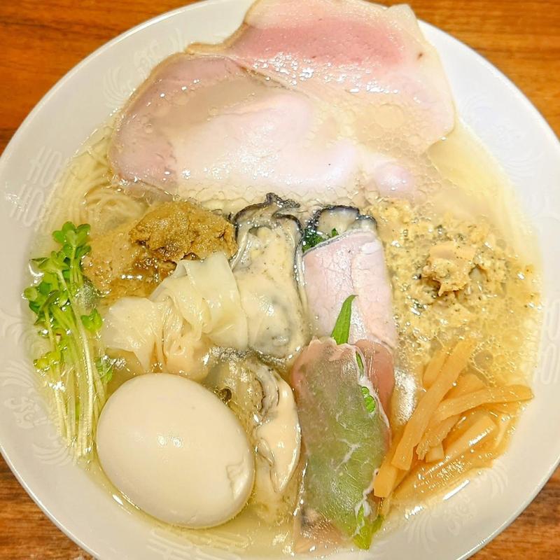 牡蠣とはまぐりの中華そば 昆布玉子(Tokyo Style Noodleほたて日和)