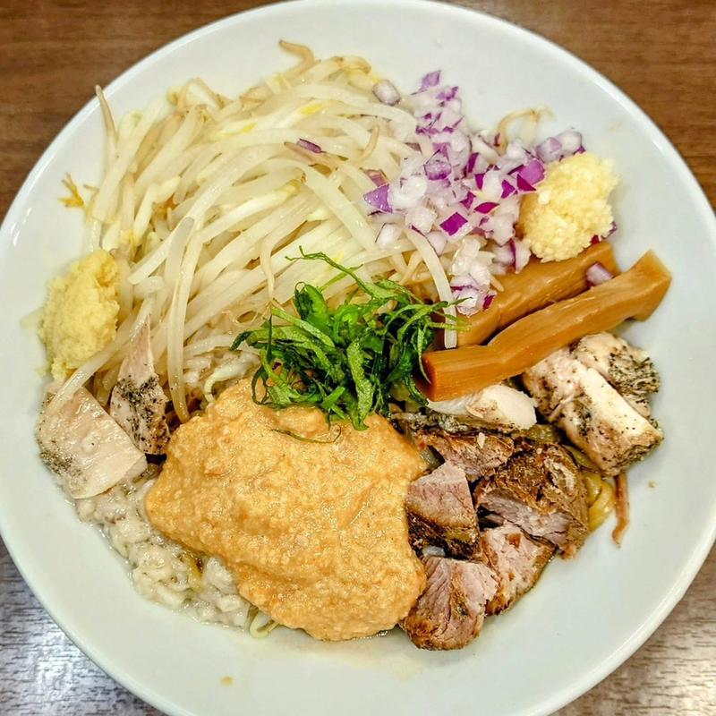 あぶらニボ二郎 あん肝とろろ(煮干し中華そば 山形屋)