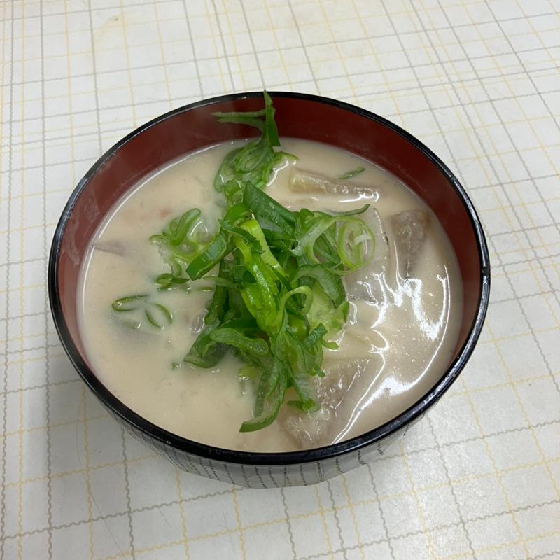 かす汁(お食事処 美登里)