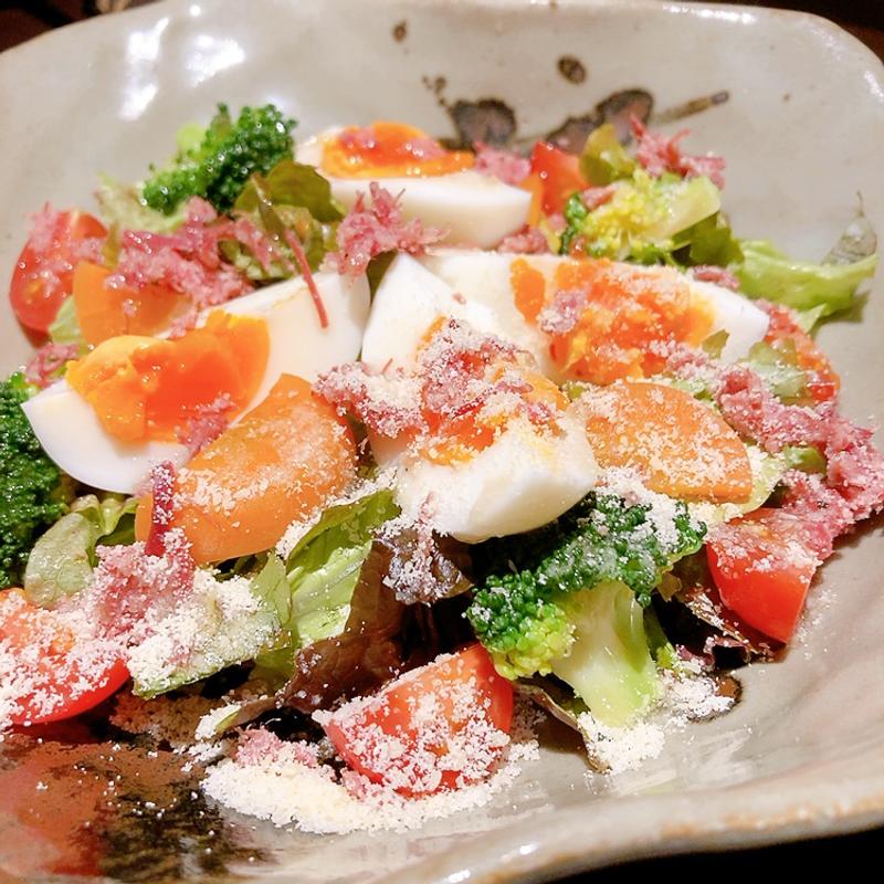 地野菜のごちそうサラダ(鉄板風土 すずらん )