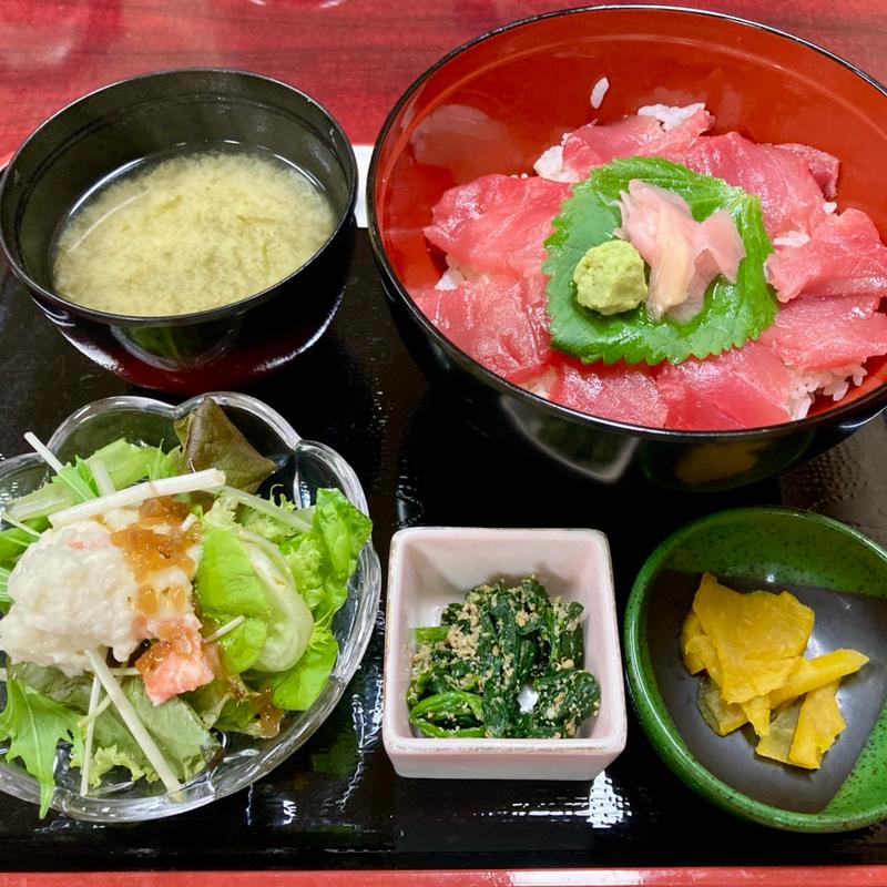 鉄火丼(丸源旅館 )