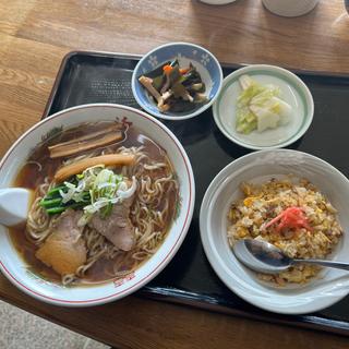 半チャーハン　ラーメン(浜一 )