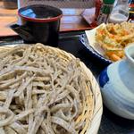 かき揚げ天せいろと粗挽きそば(粗挽きそば 手打ち 日本橋福田雅之)
