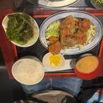 唐揚げ定食(肉バル アモーレ 新宿店)