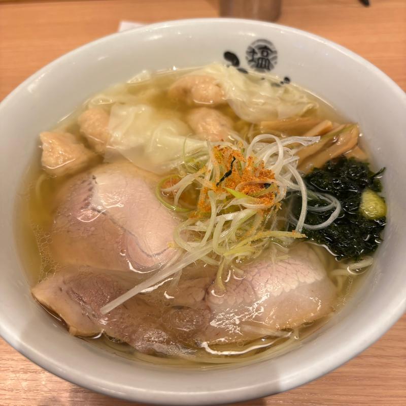 エビワンタン塩ラーメン(ひるがお 東京駅店 )