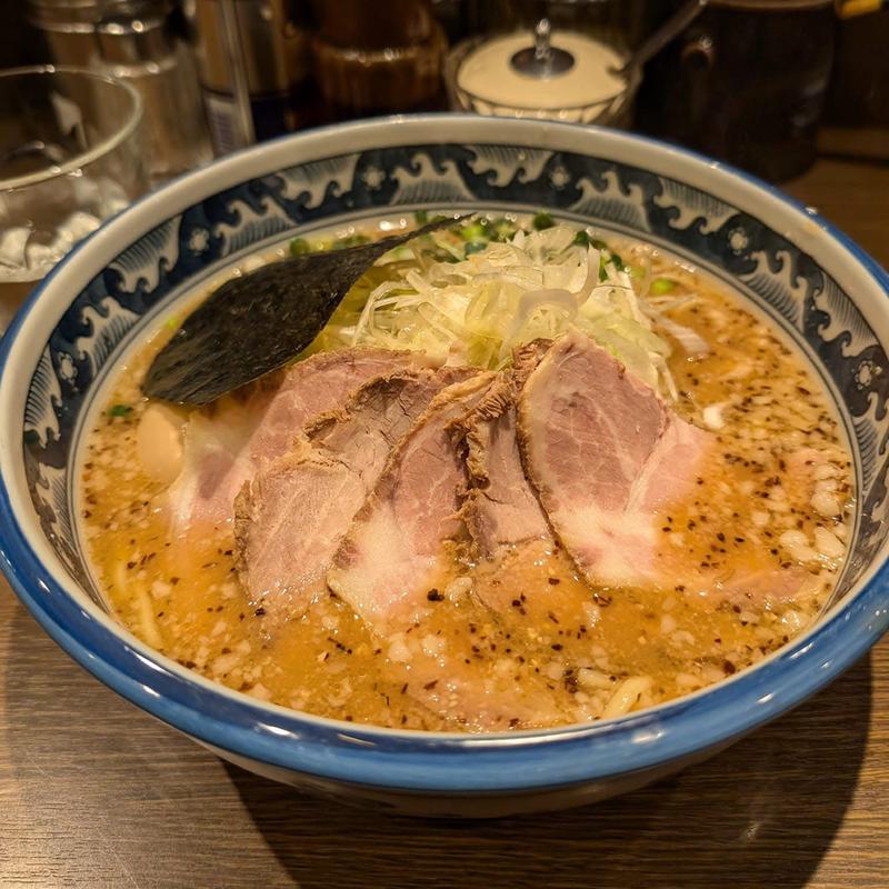 味噌ネギチャーシュー麺 大盛り 味玉(麺屋黒船 狛江店)