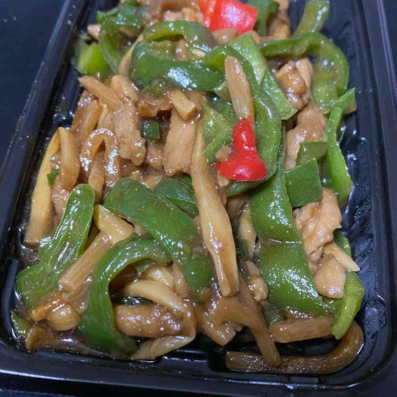 青椒肉絲(イオンショッパーズ福岡店)