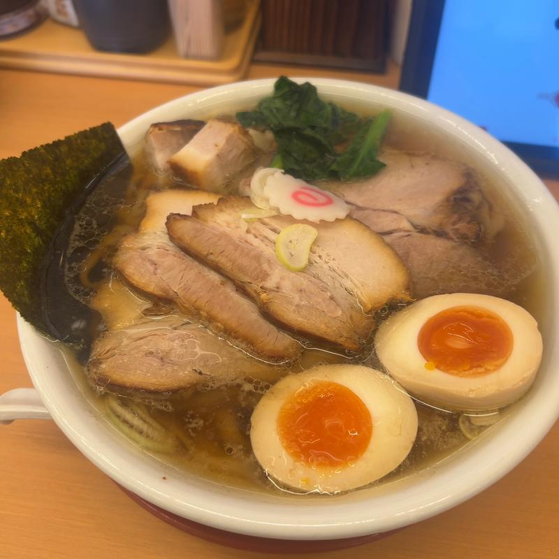 醤油チャーシュー麺 玉子増し(麺屋 なが盛)