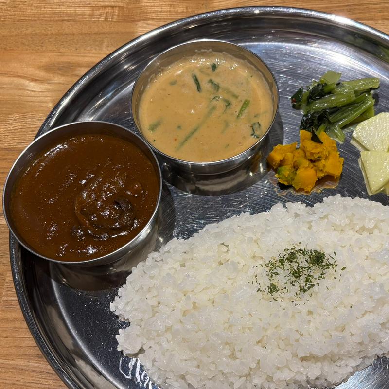 ダブルゥ(KOSUGI CURRY)