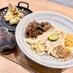 黒毛和牛と舞茸天ぷらの選べるうどん/ぶっかけ冷