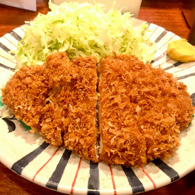 とんかつ定食(かつ進 三組坂下外神田店)