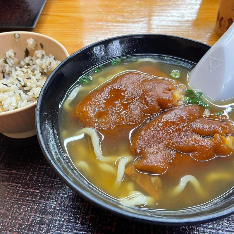 てびちそば(南部そば)