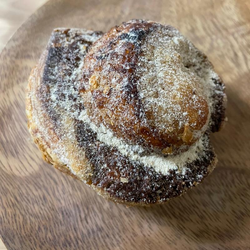 全粒粉シナモンロール(fiveran osaka coffee BASE)