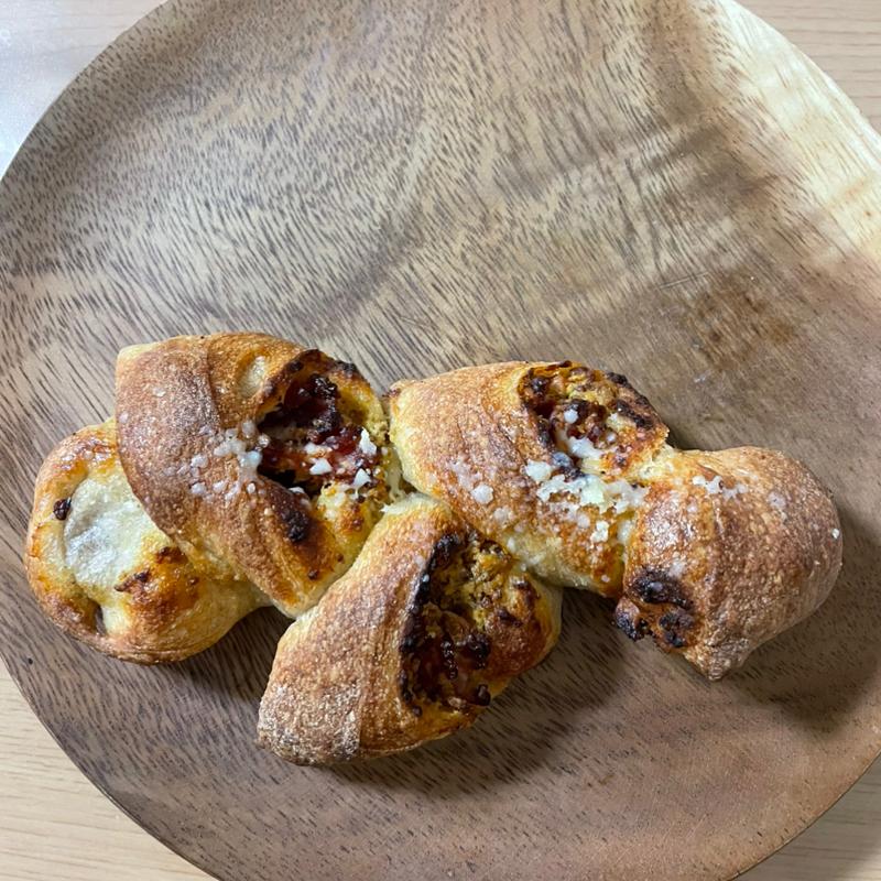 イベリコ豚のベーコンエピ(fiveran osaka coffee BASE)