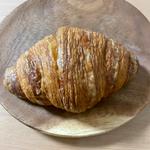 クロワッサン(fiveran osaka coffee BASE)