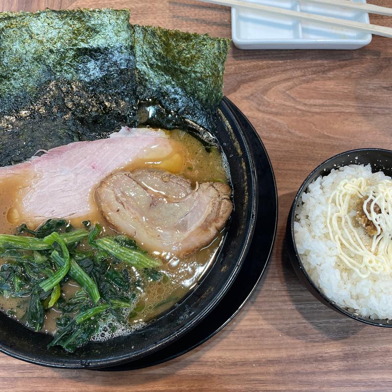 ラーメン(家系ラーメン王道家直伝 との丸家 八千代店 勝田台)